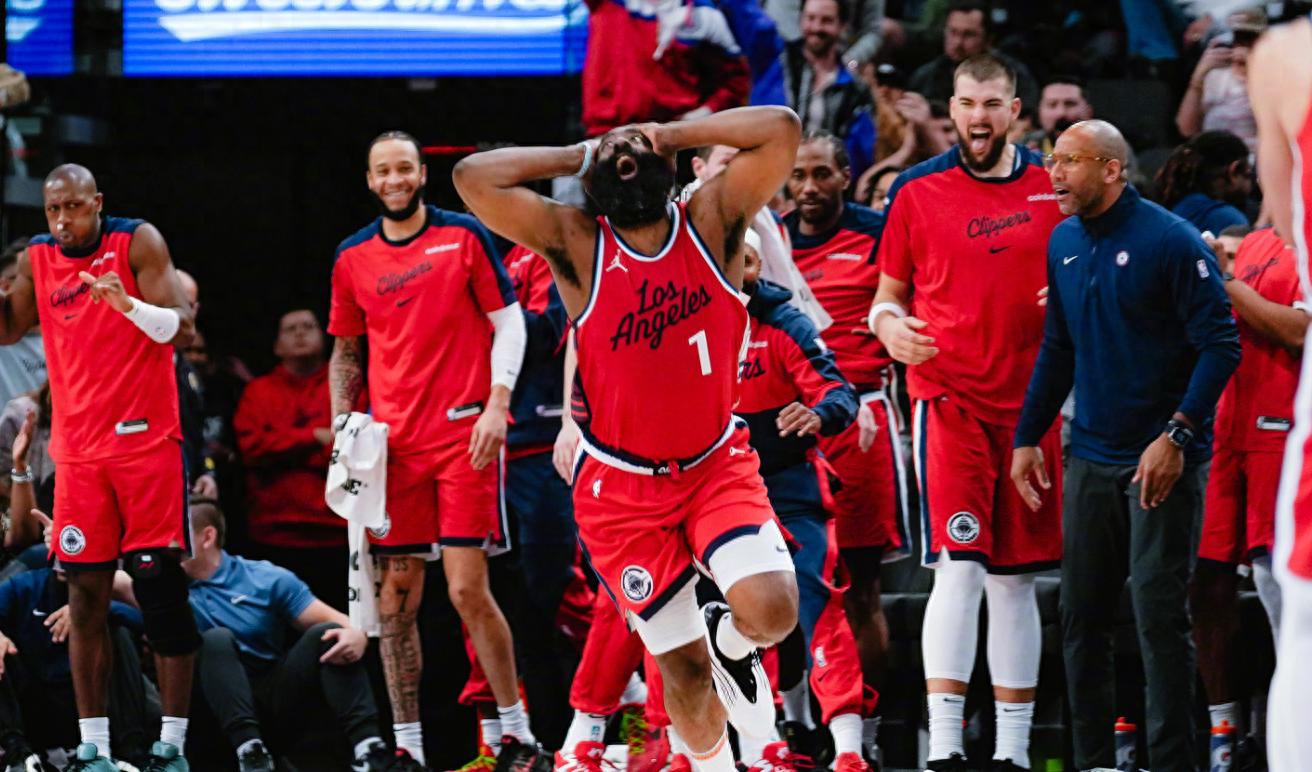 火箭不敌灰熊，哈登孤掌难鸣