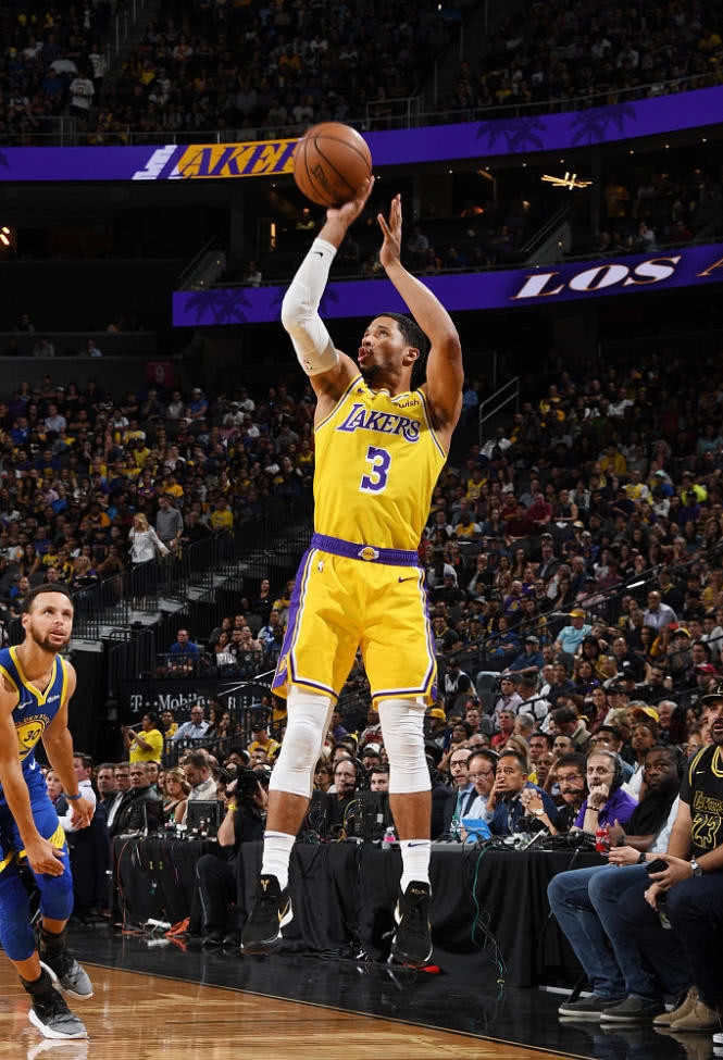 勇士遇难赛程，湖人战绩起伏