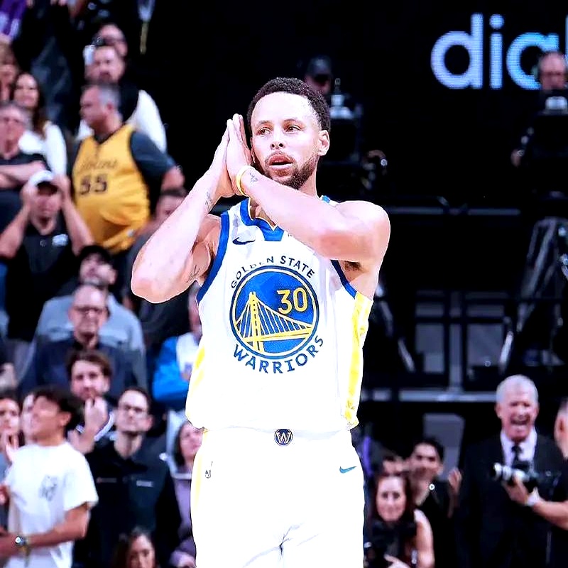 关于塞尔维亚男篮绝地反击意大利男篮，库里关键制胜的信息