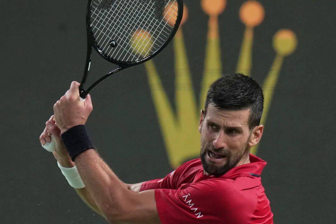 世界网球队碾压英国网球队，德约科维奇关键制胜的简单介绍