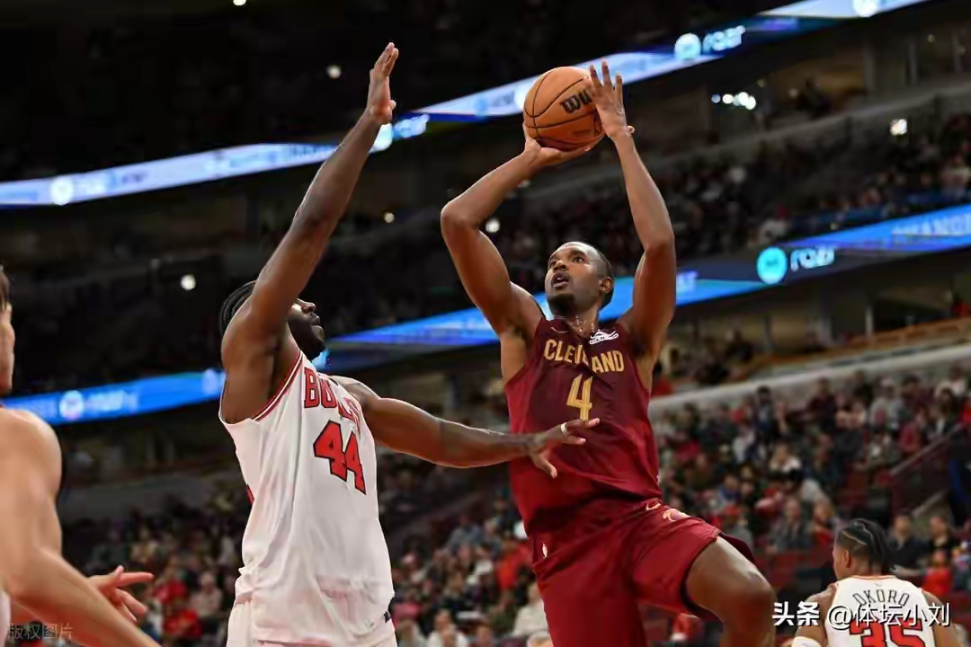 开云体育官方网站-公牛压哨击败马刺，锡安在NBA季后赛接管比赛