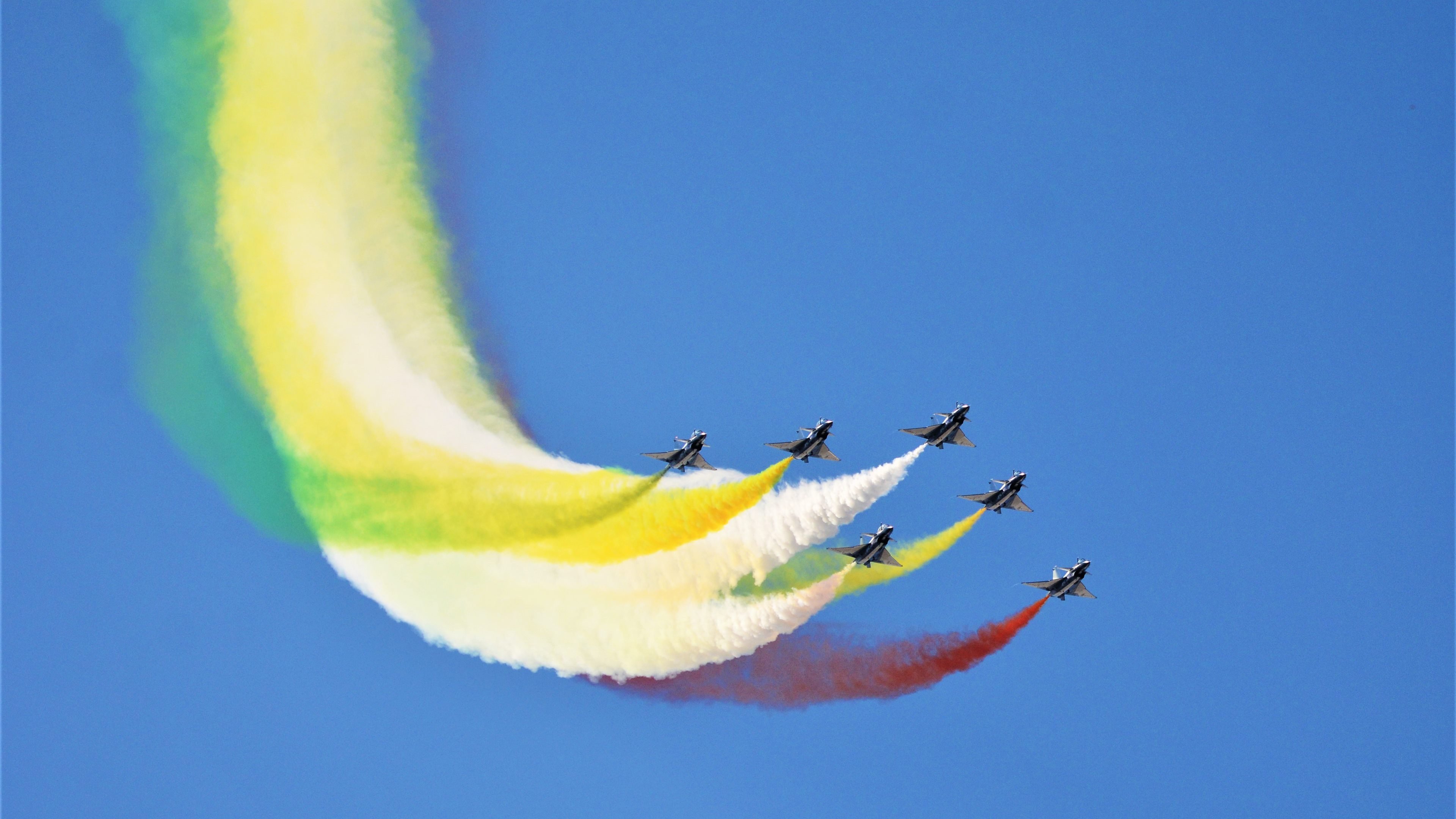 数据爆炸!字母哥空砍豪华三双,广厦队爆冷击败热火