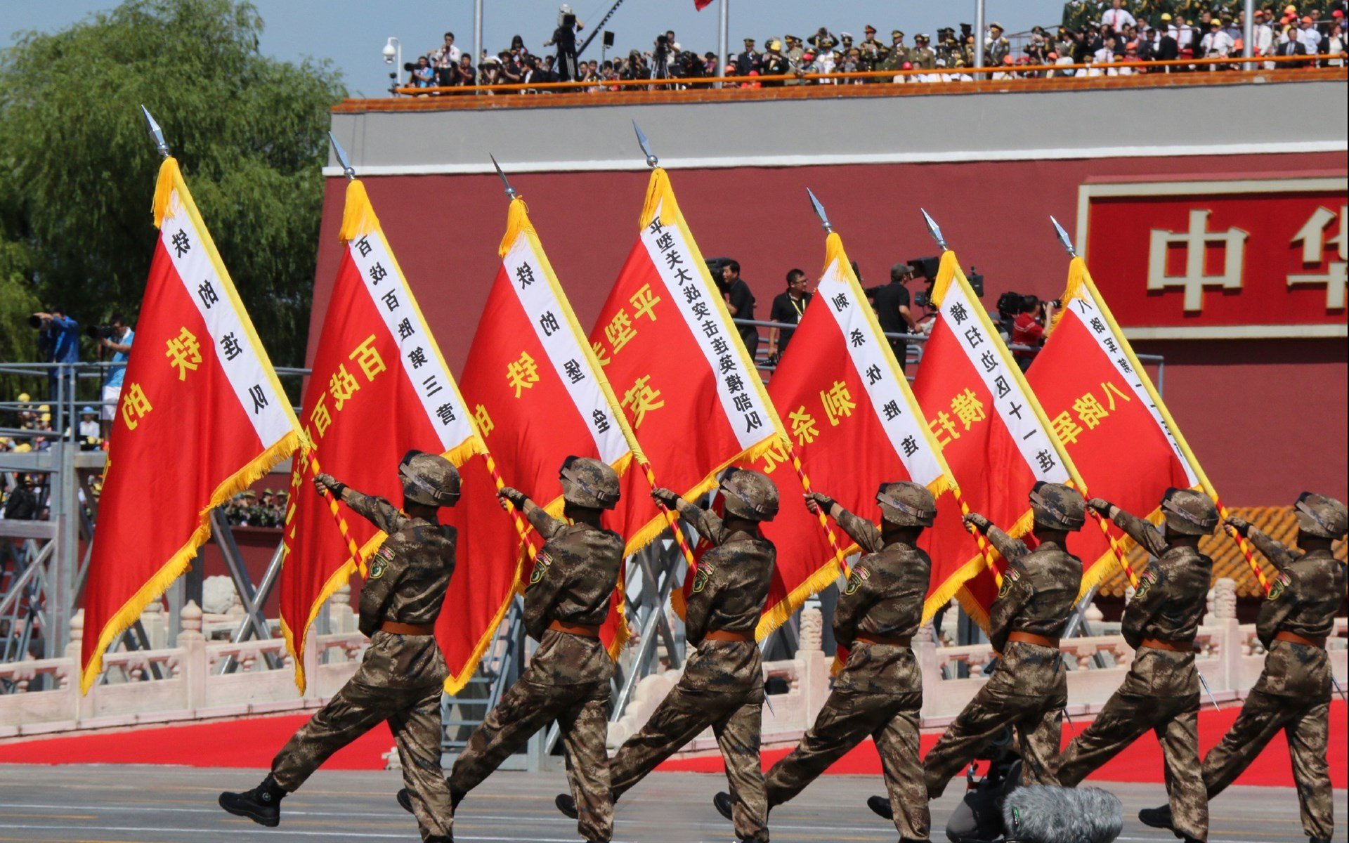 2026世界杯A组激战，乌兹别克斯坦横扫挪威，阿方索·戴维斯惊艳世界